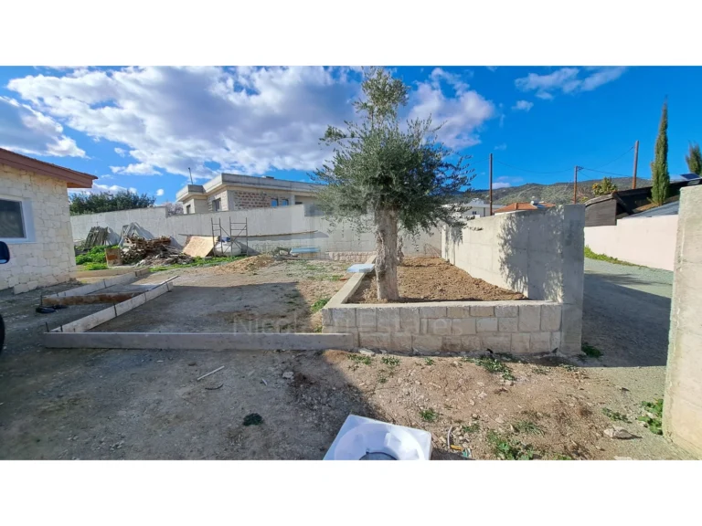 Cheap Houses and Villas for Sale Limassol up to 300000 euro