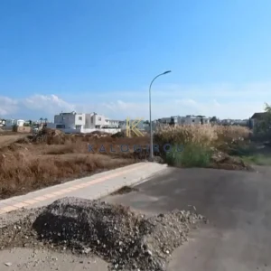 2,555m² Plot for Sale in Livadia Larnakas, Larnaca District