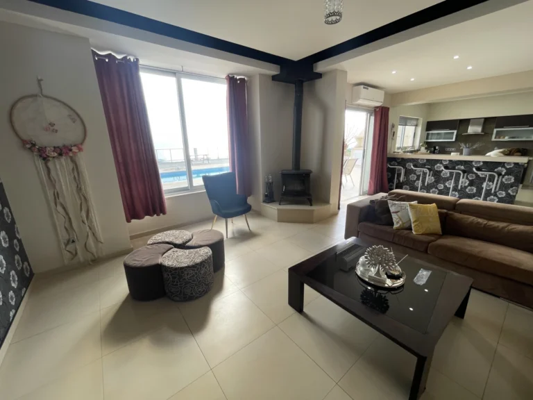 6+ Bedroom House for Rent in Kathikas, Paphos District