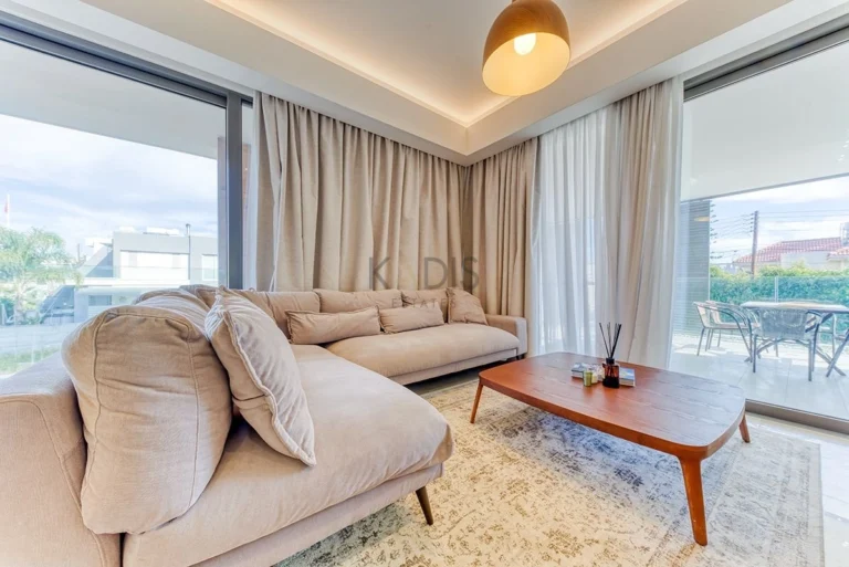 2 Bedroom Apartment for Rent in Limassol – Mesa Geitonia