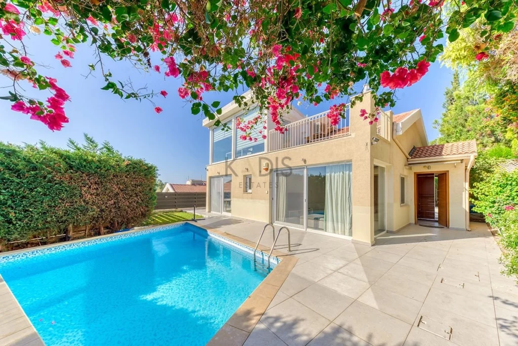 3 Bedroom House for Rent in Agios Tychonas, Limassol District