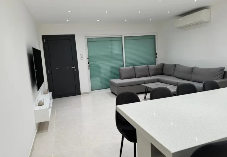 2 Bedroom Apartment for Rent in Potamos Germasogeias, Limassol District