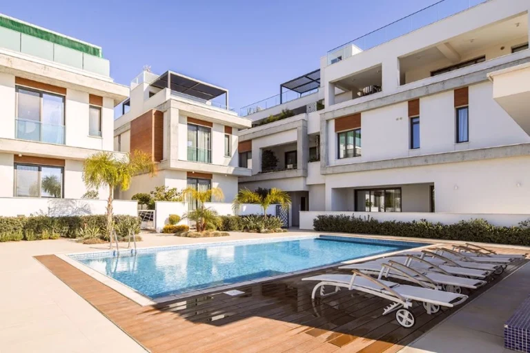 3 Bedroom Apartment for Sale in Potamos Germasogeias, Limassol District