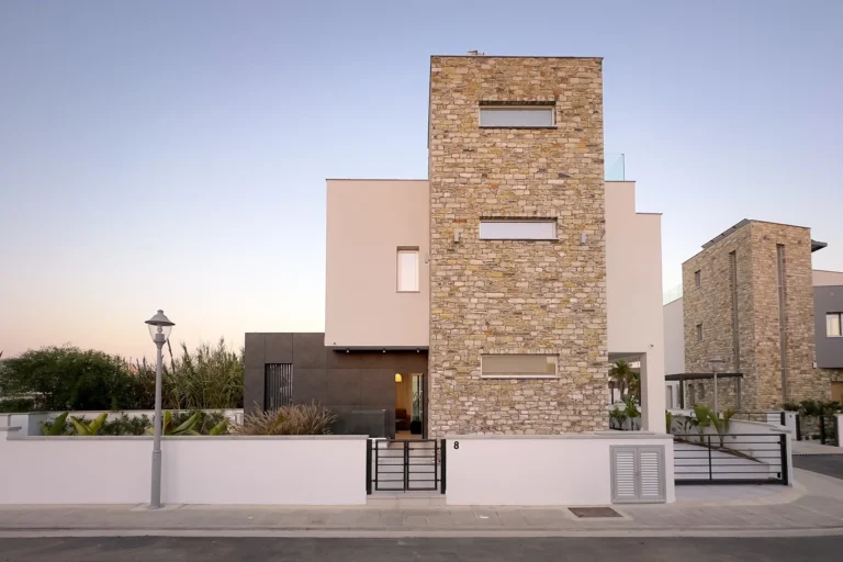 Cheap Houses and Villas for Sale Famagusta up to 1000000 euro