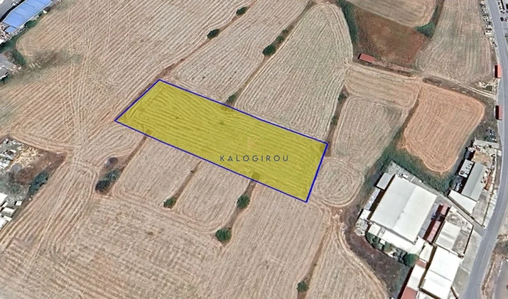 5,863m² Plot for Sale in Aradippou, Larnaca District