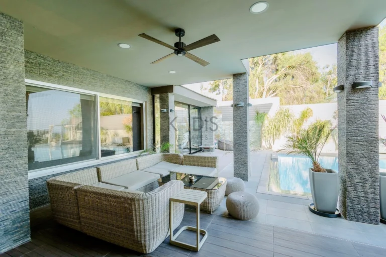 5 Bedroom House for Sale in Limassol – Agios Athanasios