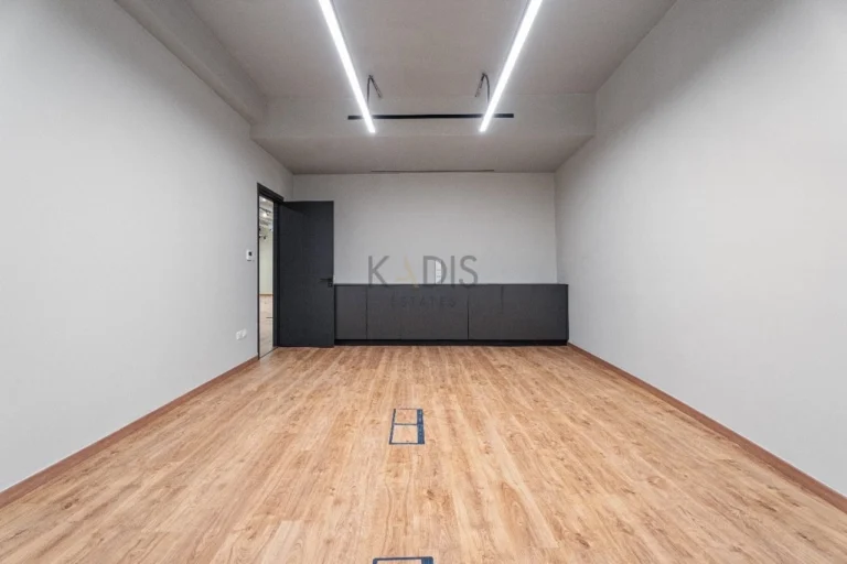 600m² Office for Sale in Limassol District
