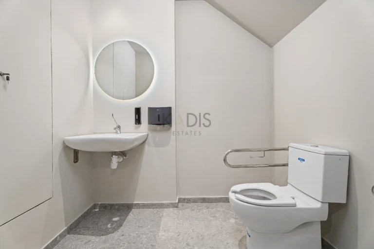 600m² Office for Sale in Limassol District