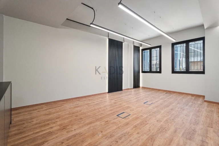 600m² Office for Sale in Limassol District