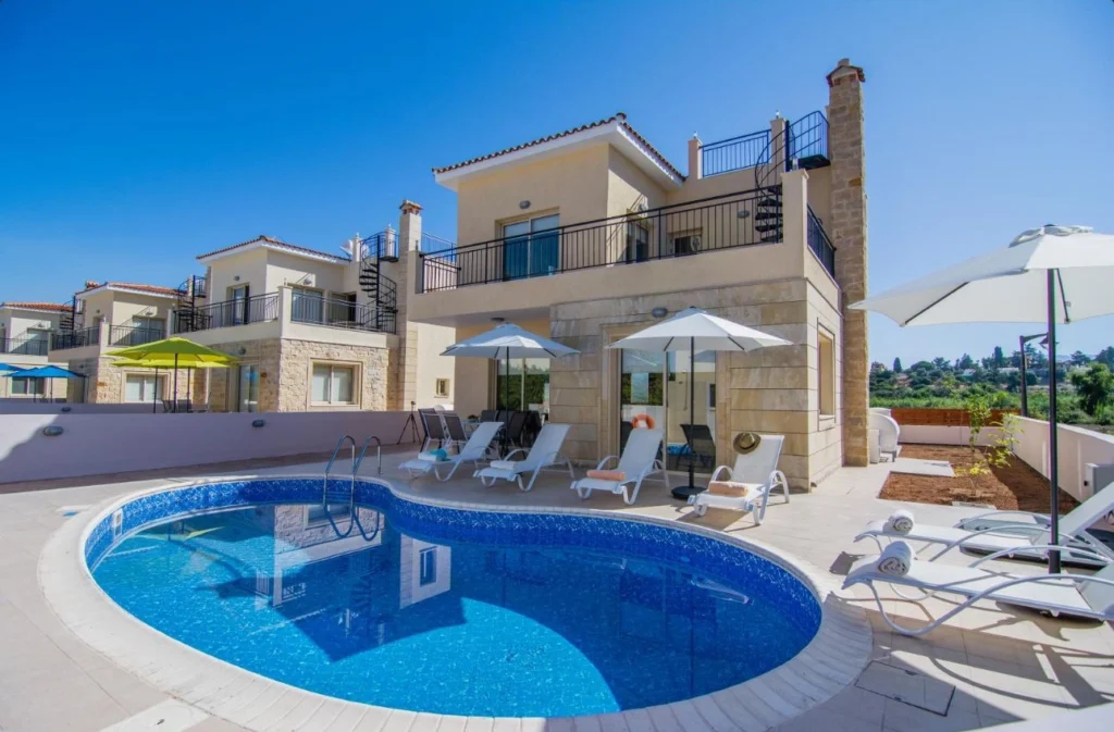 3 Bedroom House for Sale in Latchi (Lakki / Latsi), Paphos District