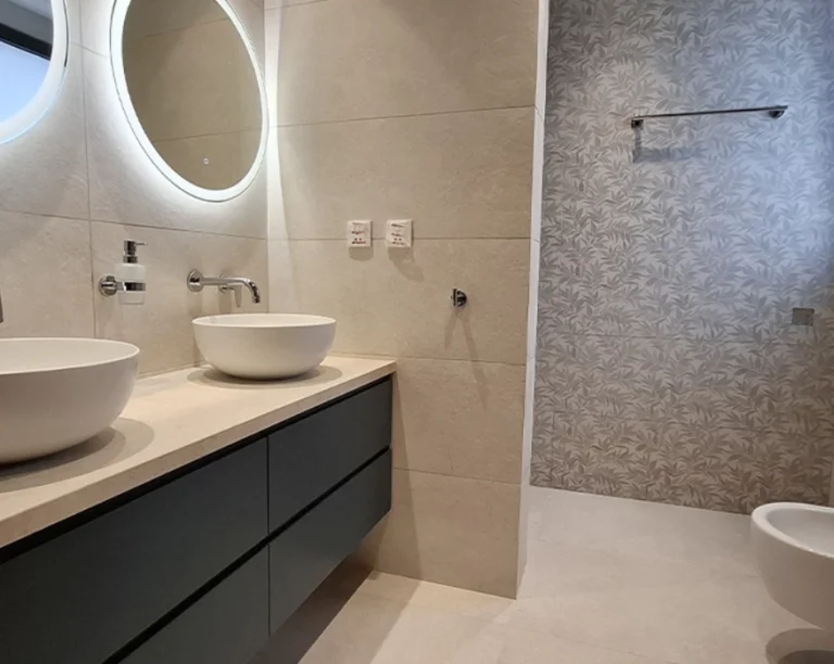 5 Bedroom House for Sale in Nicosia District