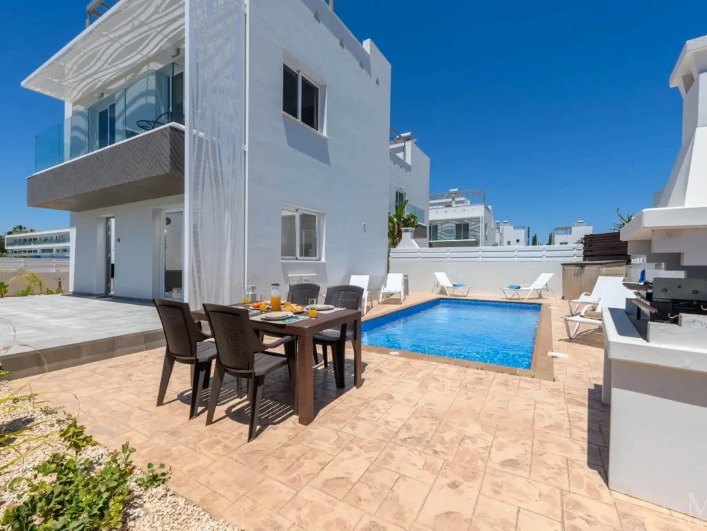 3 Bedroom House for Sale in Famagusta – Agia Napa