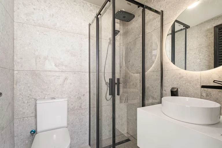 300m² Office for Rent in Limassol District