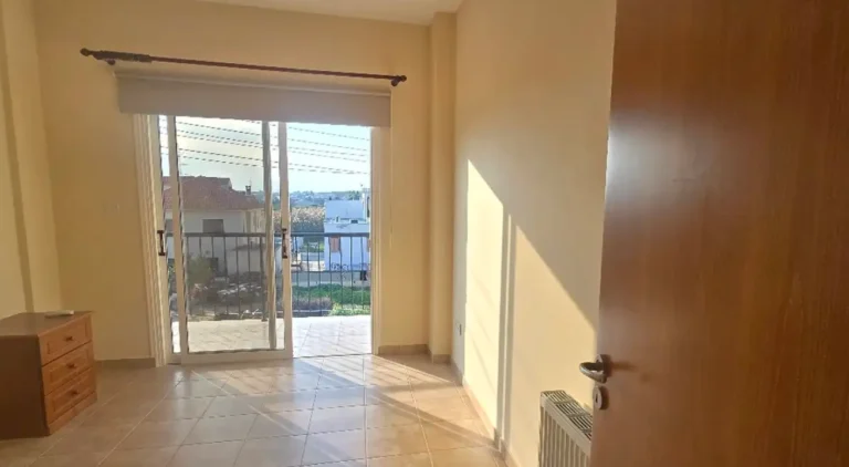 5 Bedroom House for Rent in Oroklini, Larnaca District