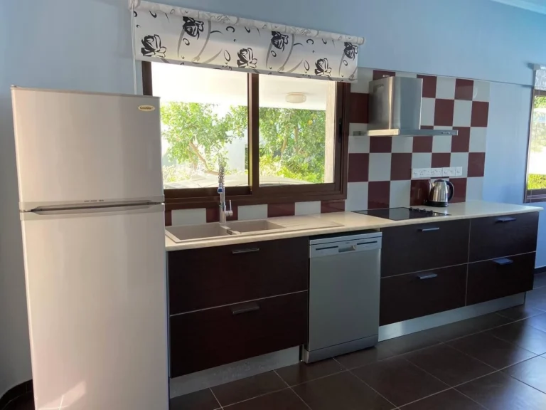 3 Bedroom House for Rent in Agios Tychonas, Limassol District