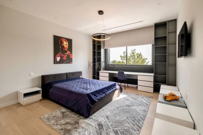 Дом площадью 900 м² в аренду в районе Лимассола