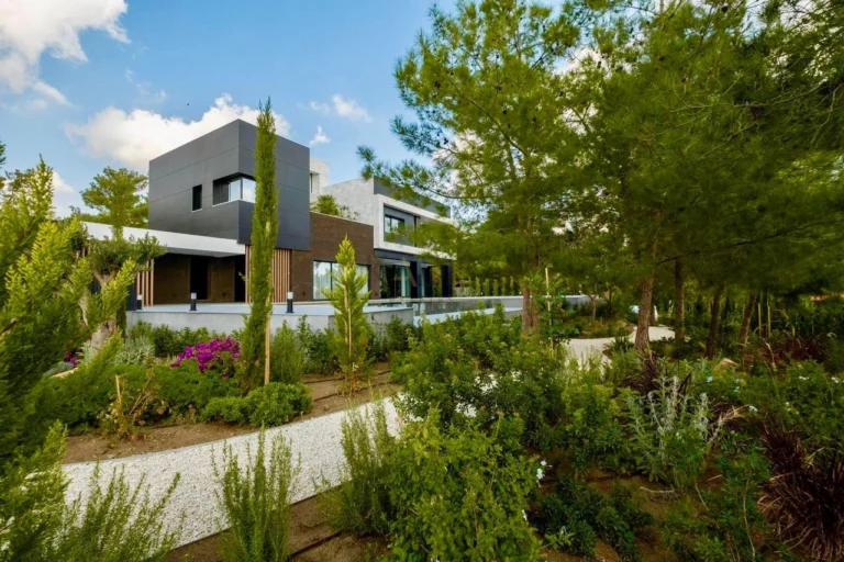 Дом площадью 900 м² в аренду в районе Лимассола