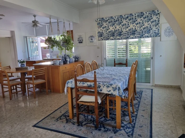 Cheap Houses and Villas for Sale Nicosia up to 600000 euro