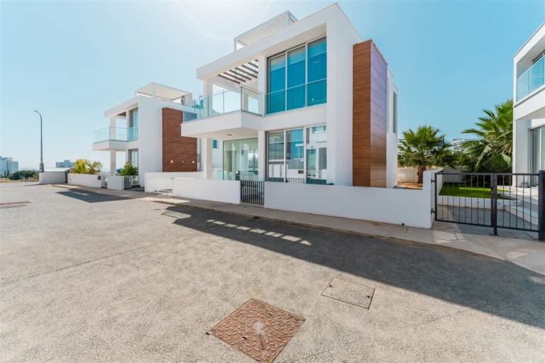 4 Bedroom House for Sale in Profitis Elias, Famagusta District