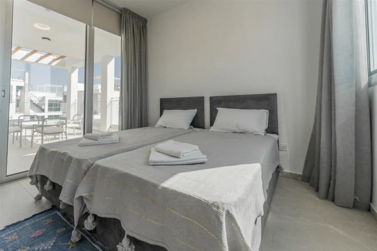 5 Bedroom House for Sale in Oroklini, Larnaca District