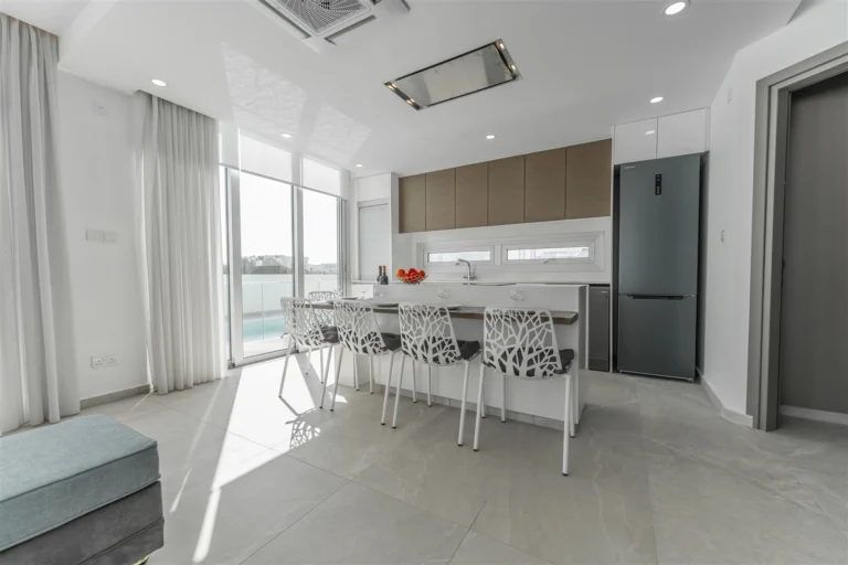 5 Bedroom House for Sale in Oroklini, Larnaca District