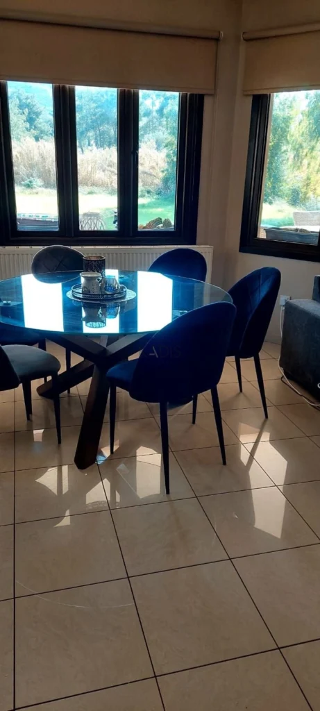 4 Bedroom House for Sale in Mosfiloti, Larnaca District