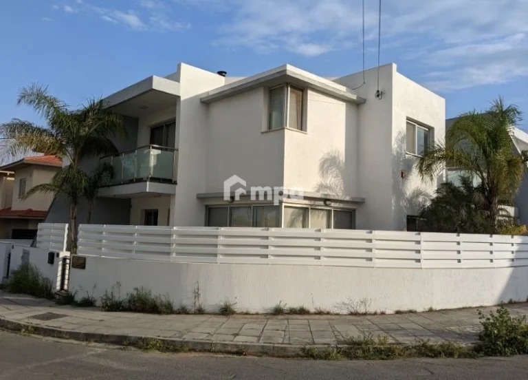 3 Bedroom House for Sale in Lakatamia, Nicosia District