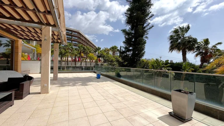 3 Bedroom Apartment for Sale in Agios Tychonas, Limassol District