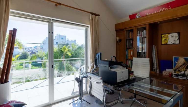 6+ Bedroom House for Sale in Limassol – Kapsalos