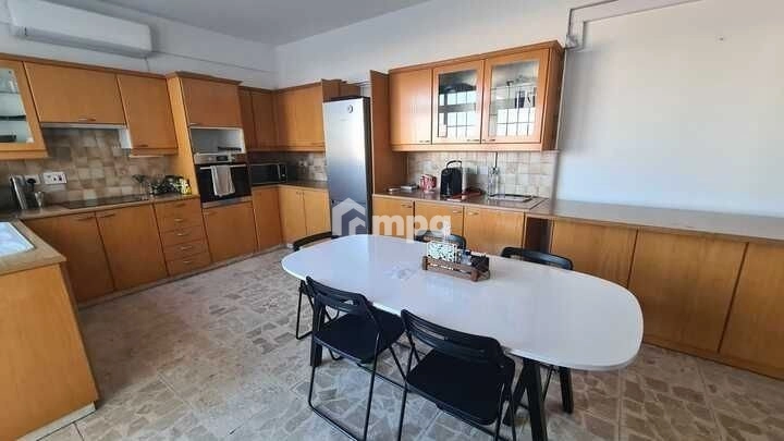3 Bedroom Apartment for Rent in Strovolos, Nicosia District