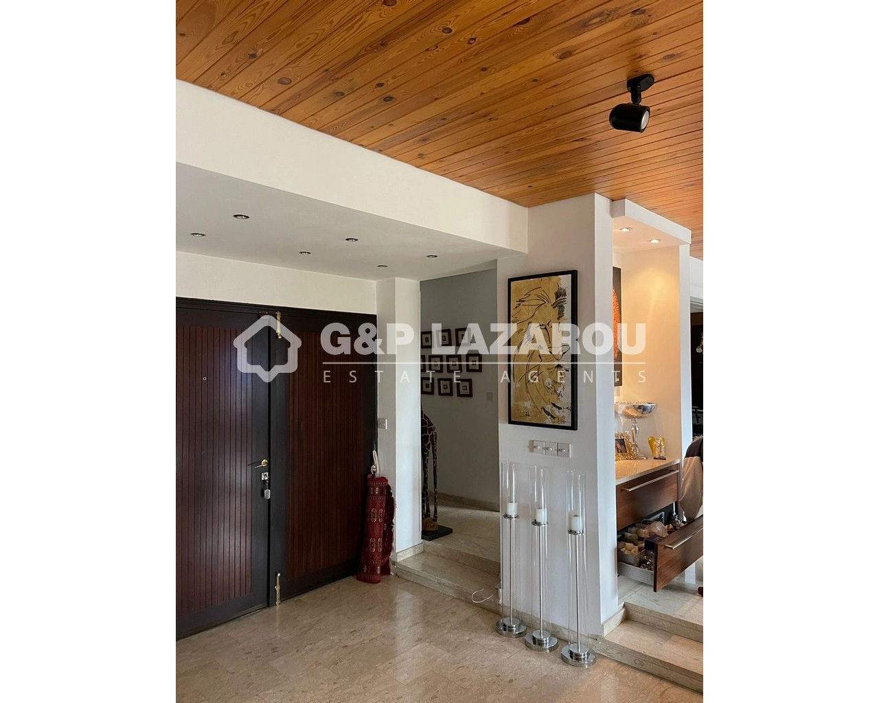 5 Bedroom House for Sale in Moniatis, Limassol District
