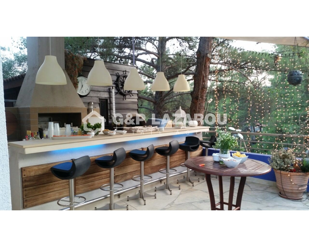 5 Bedroom House for Sale in Moniatis, Limassol District