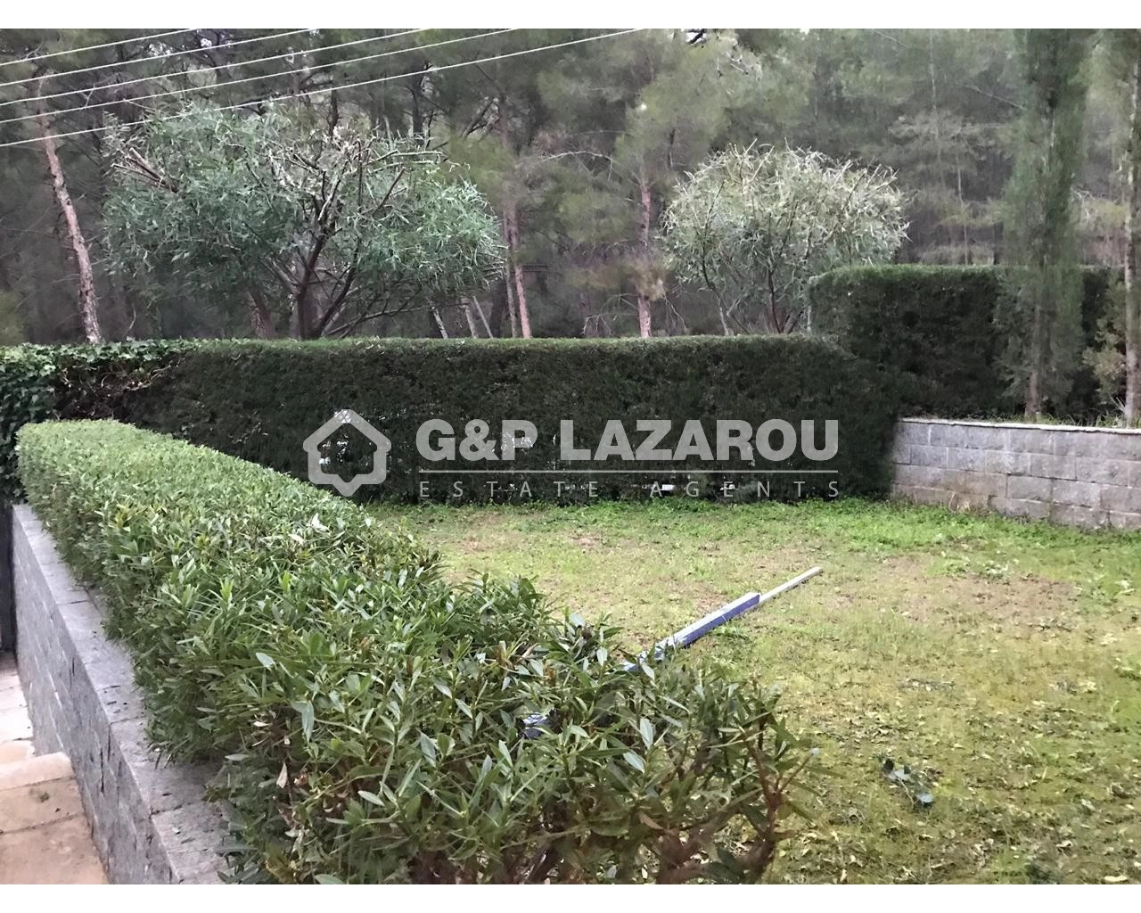 5 Bedroom House for Sale in Moniatis, Limassol District