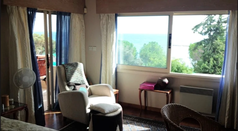 4 Bedroom Apartment for Sale in Agios Tychonas, Limassol District