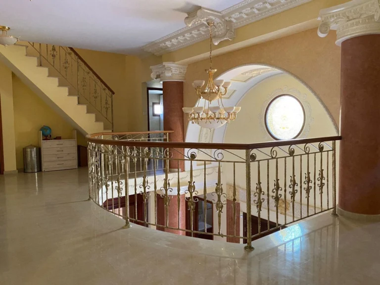 6+ Bedroom House for Sale in Limassol District