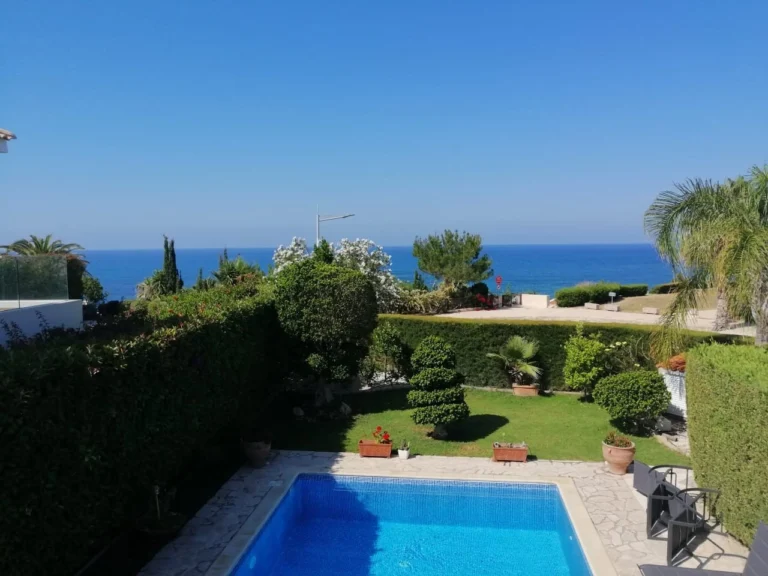 3 Bedroom House for Sale in Coral Bay, Paphos District