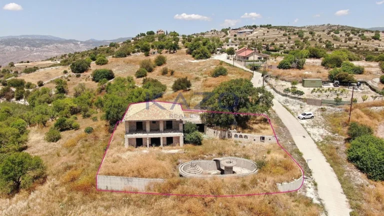 4 Bedroom House for Sale in Dora, Limassol District
