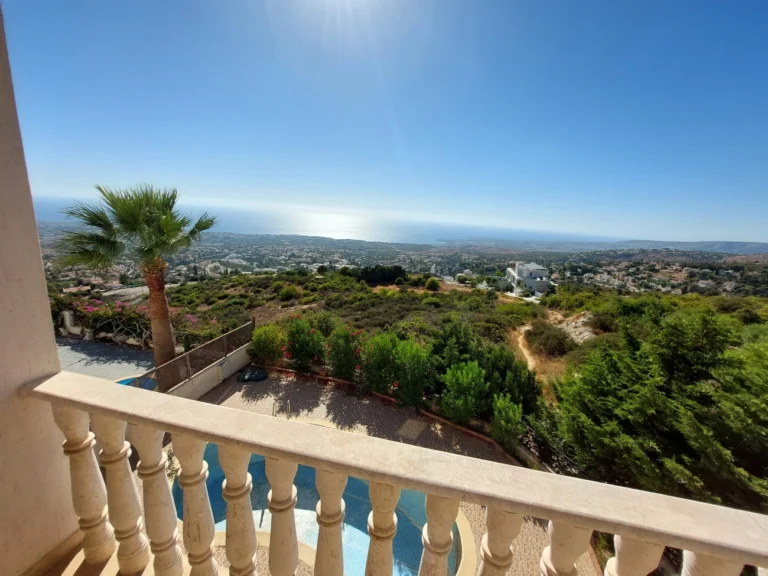 5 Bedroom House for Sale in Tala, Paphos District