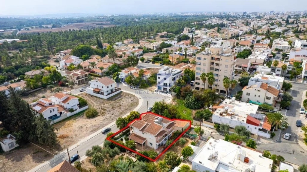4 Bedroom House for Sale in Aglantzia, Nicosia District
