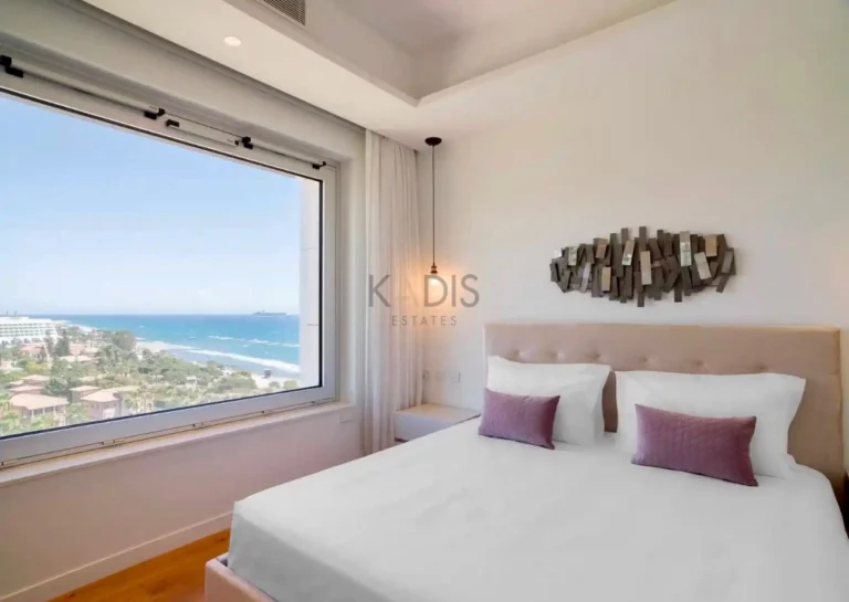 4 Bedroom Apartment for Sale in Parekklisia, Limassol District