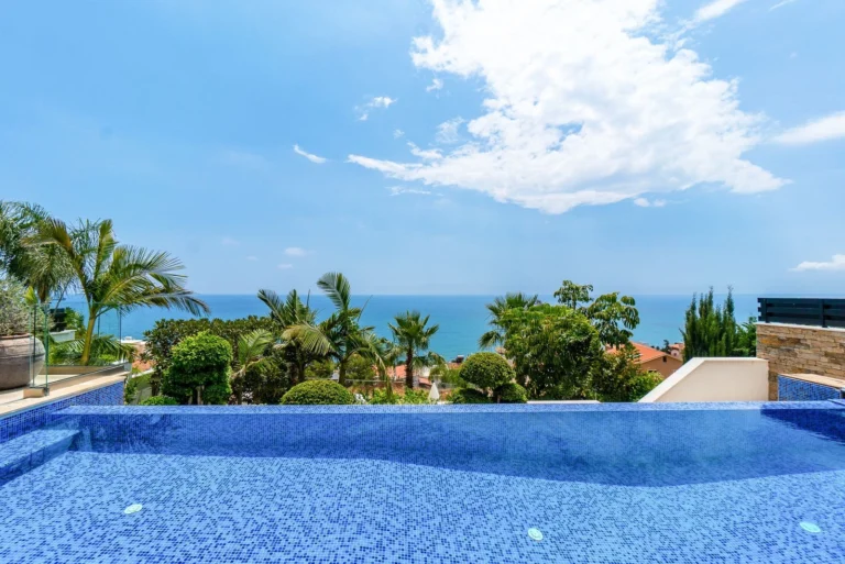 5 Bedroom House for Rent in Limassol District