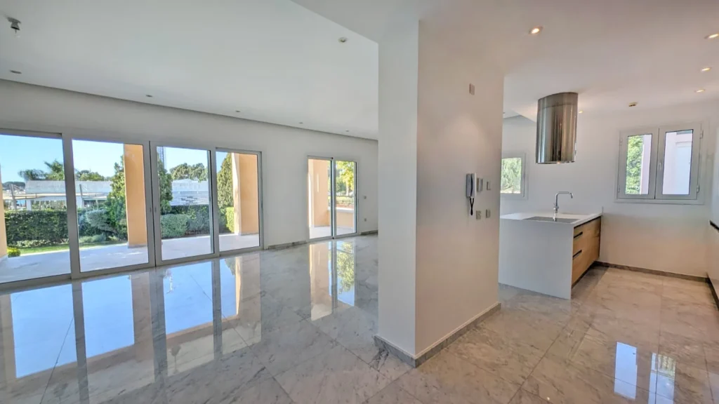 4 Bedroom House for Sale