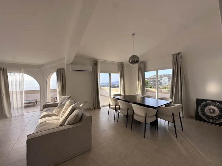 5 Bedroom House for Sale in Tala, Paphos District