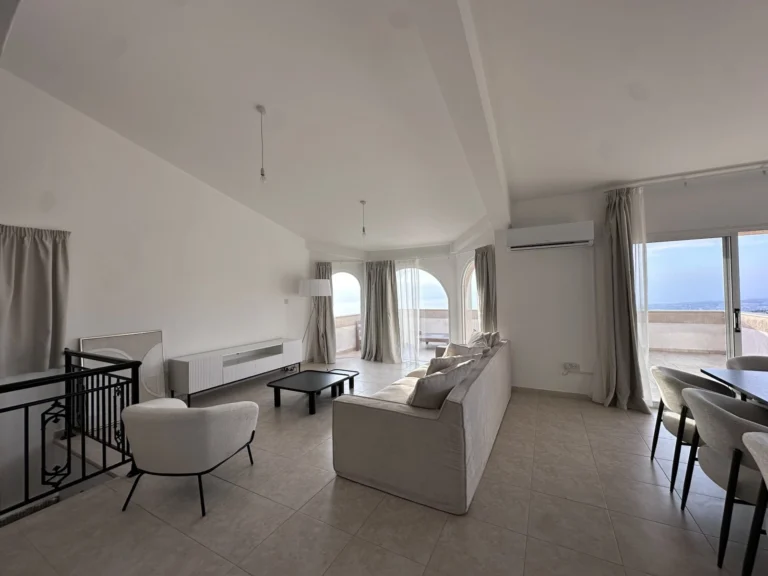 5 Bedroom House for Sale in Tala, Paphos District