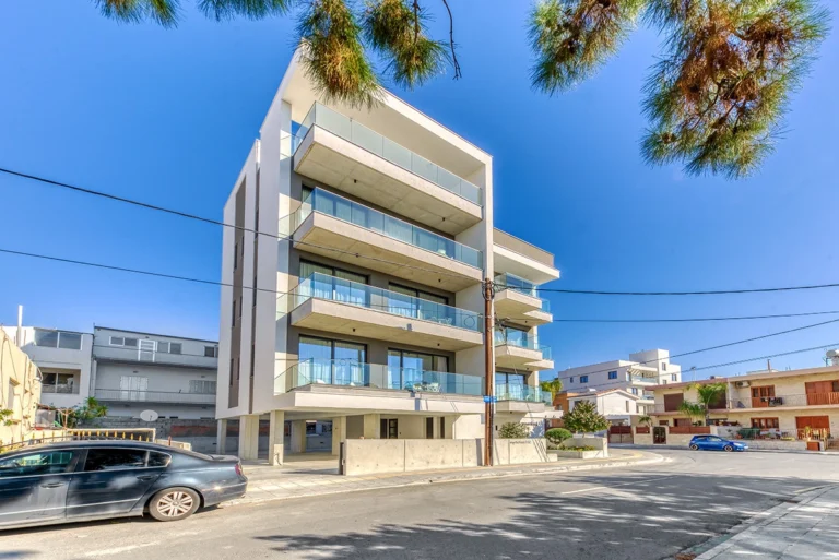 2 Bedroom Apartment for Rent in Potamos Germasogeias, Limassol District