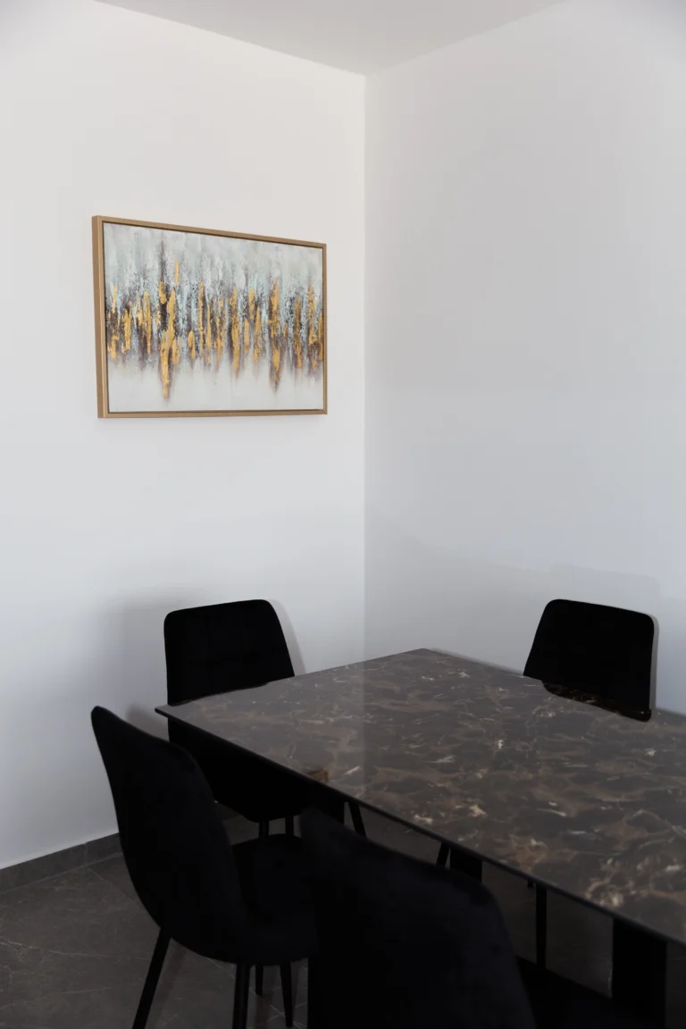 4 Bedroom Apartment for Sale in Nicosia – Agios Ioannis, Limassol District