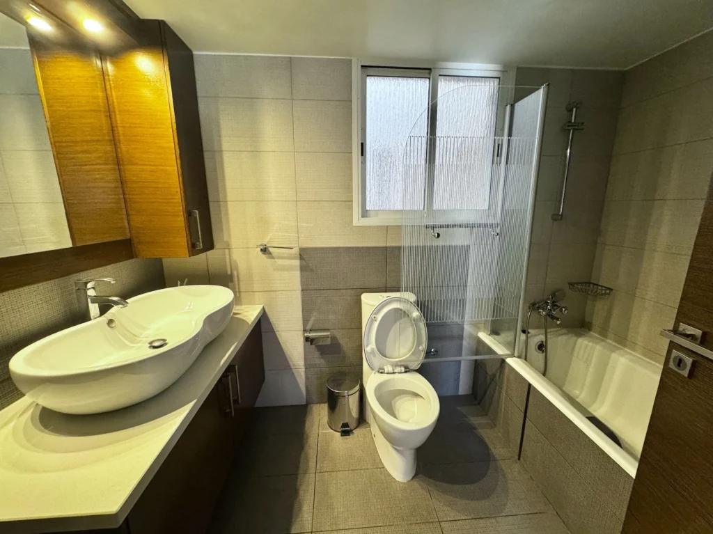4 Bedroom Apartment for Rent in Limassol – Petrou kai Pavlou