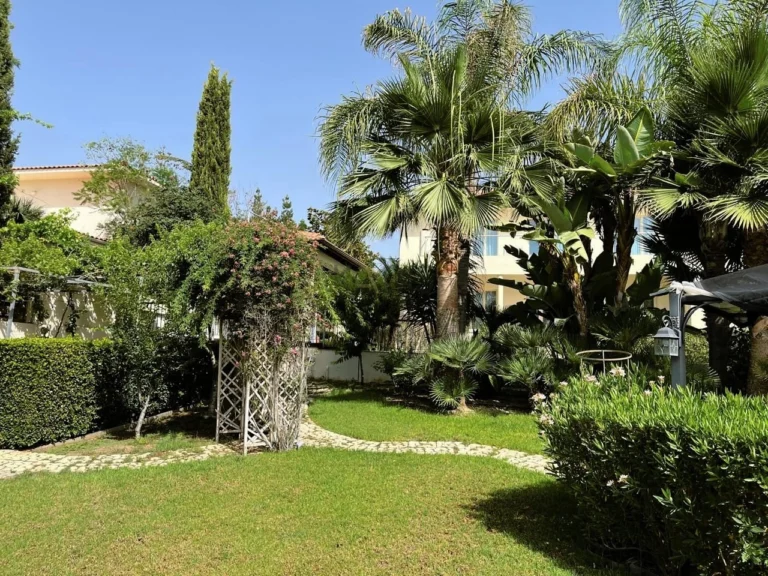 531m² House for Sale in Engomi, Nicosia District