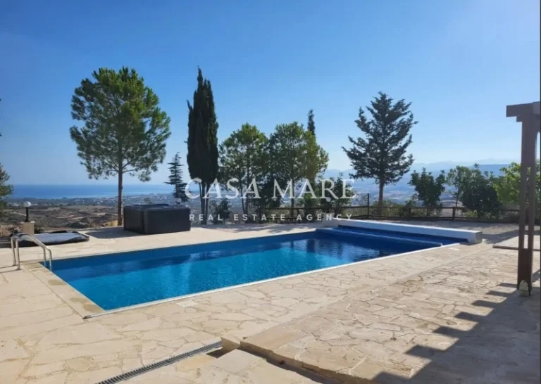 5 Bedroom House for Sale in Polis Chrysochous, Paphos District