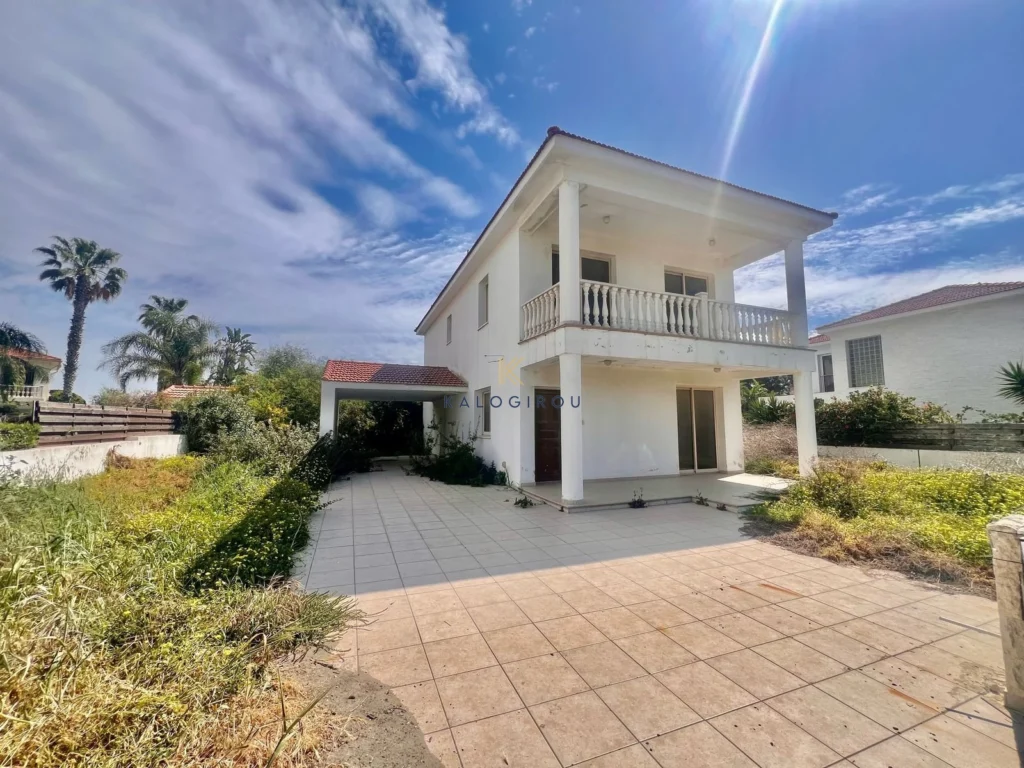 3 Bedroom House for Sale in Pervolia Larnacas